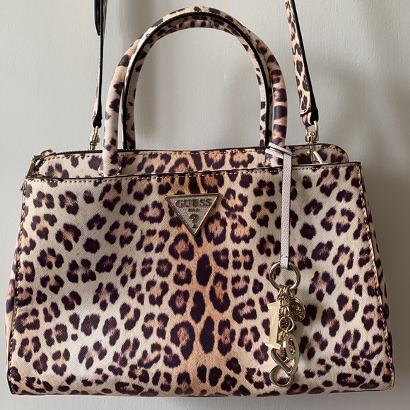 Guess handbag - Picture 2 of 4